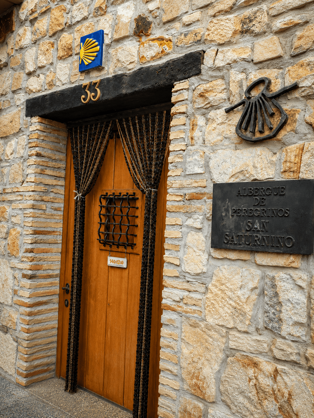 Albergue de Peregrinos San Saturnino